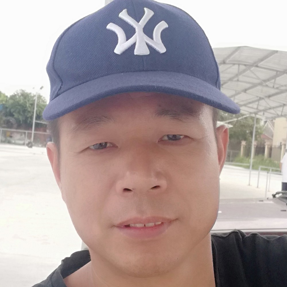 罗华芳的照片