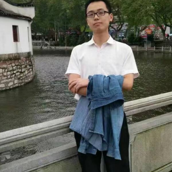 板栗酷炫的照片