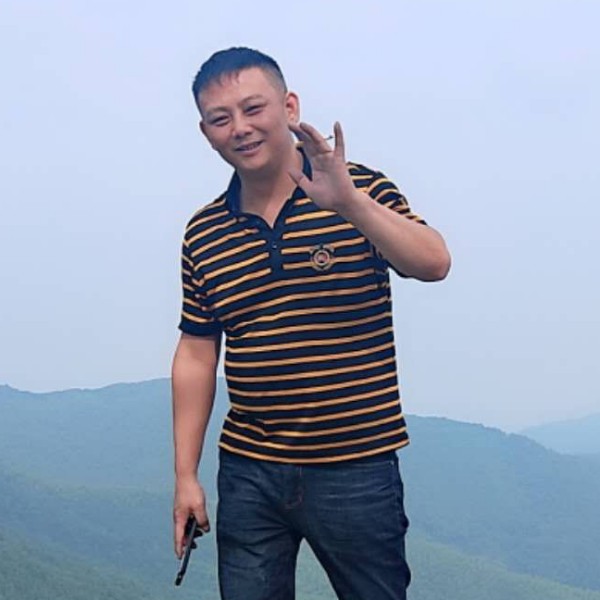 笑着吧的照片