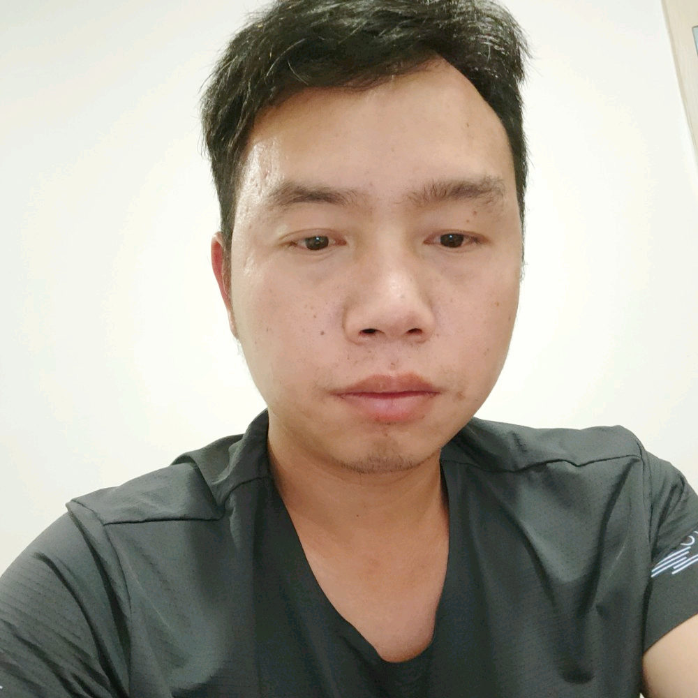 尘宵迷人的照片