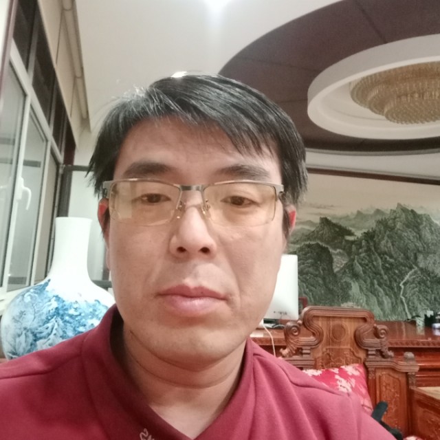 醉梦拿曾经的照片