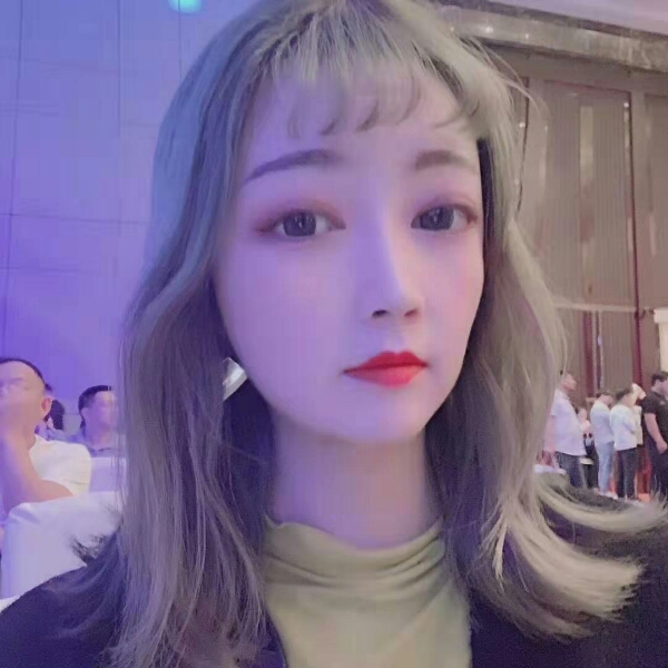 芳龄二十六的照片