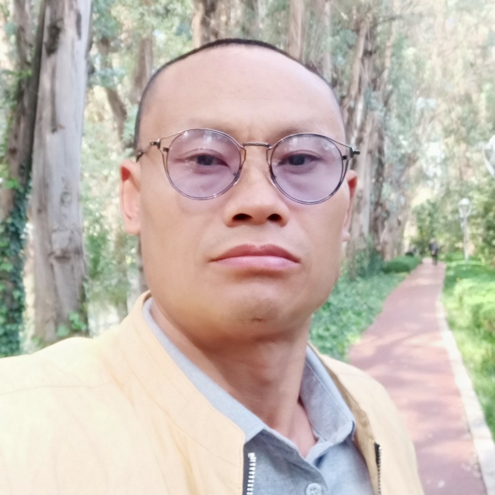 冷眸踢细腻的照片