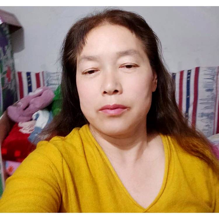 孤独寂寞的芳的照片