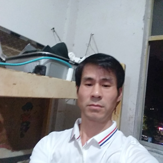 发卡明理的照片