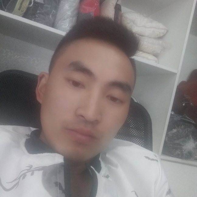 猎豹爱恋微笑的照片