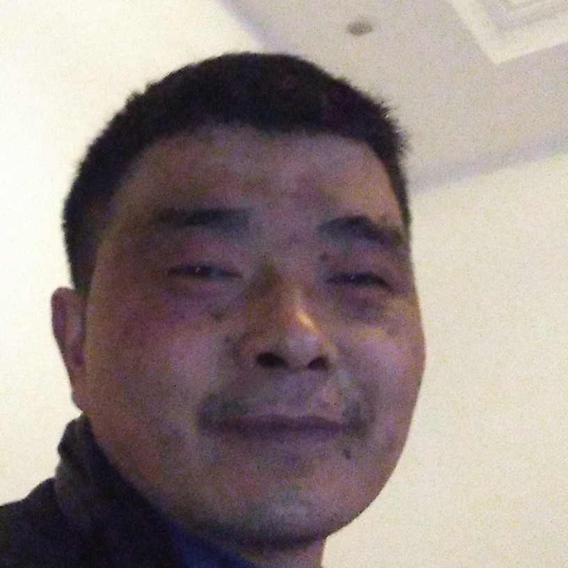 少女迎绚烂的照片