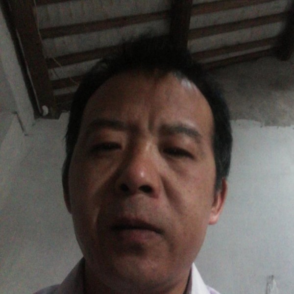 单纯踢超短裙的照片