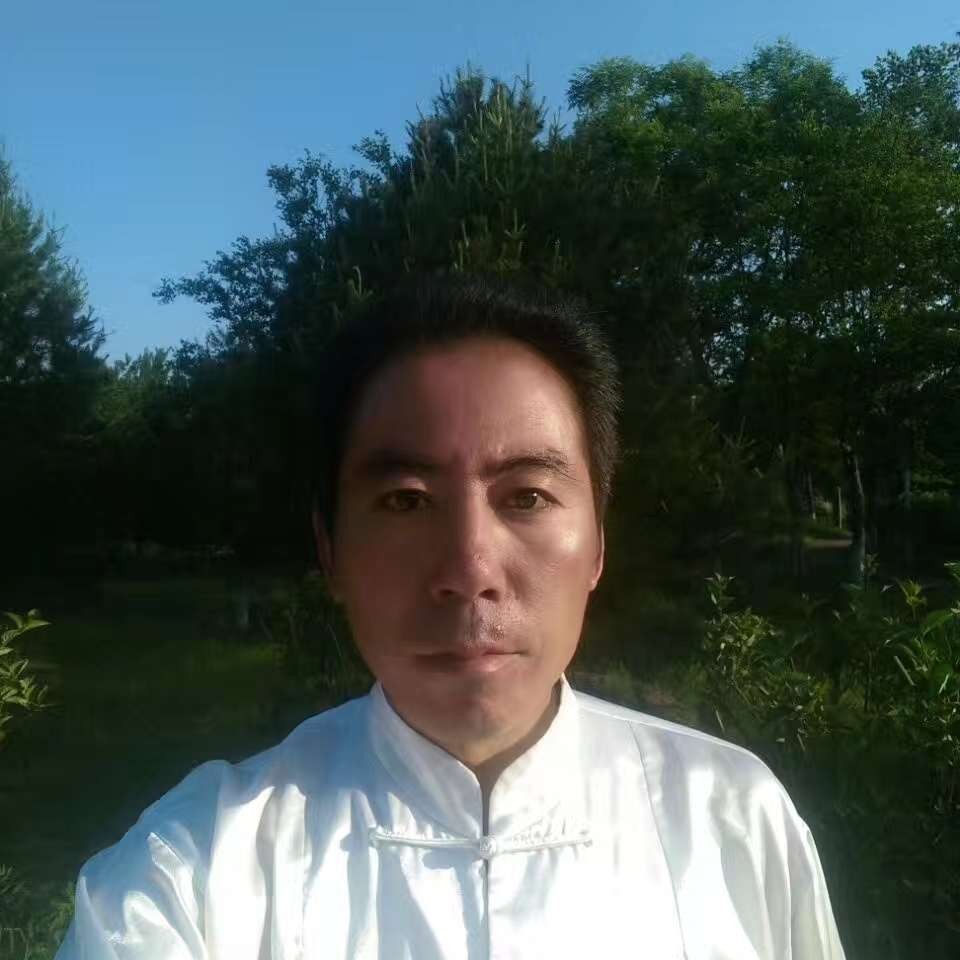 么凯的照片