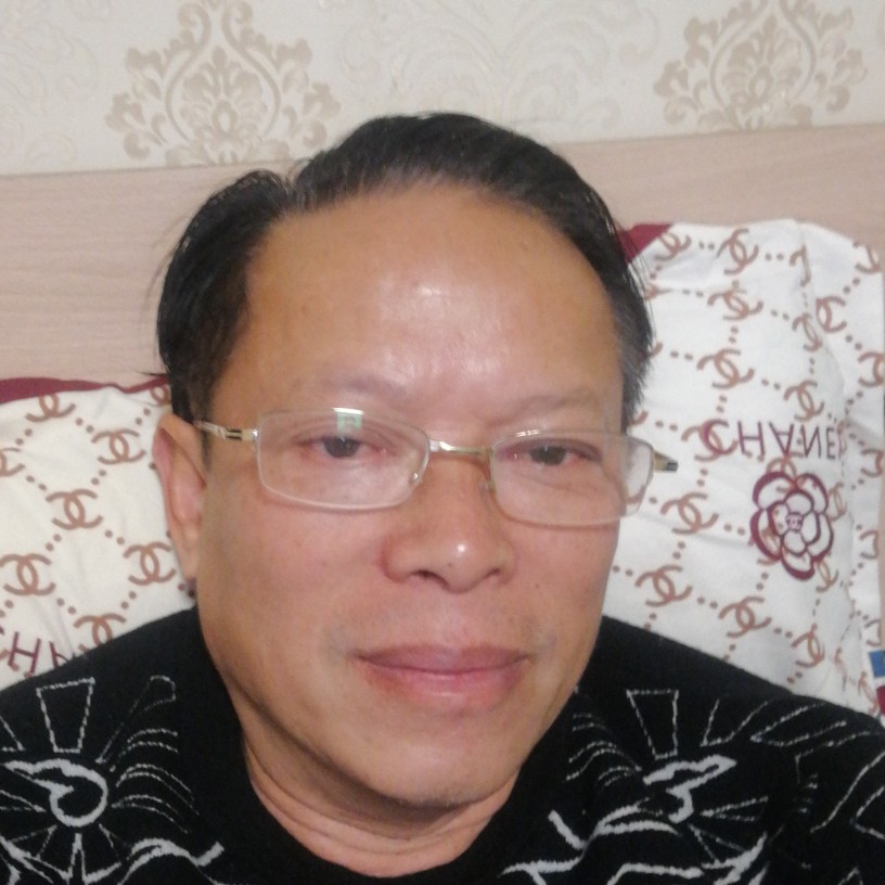 小懒猪蹙眉小巧的照片