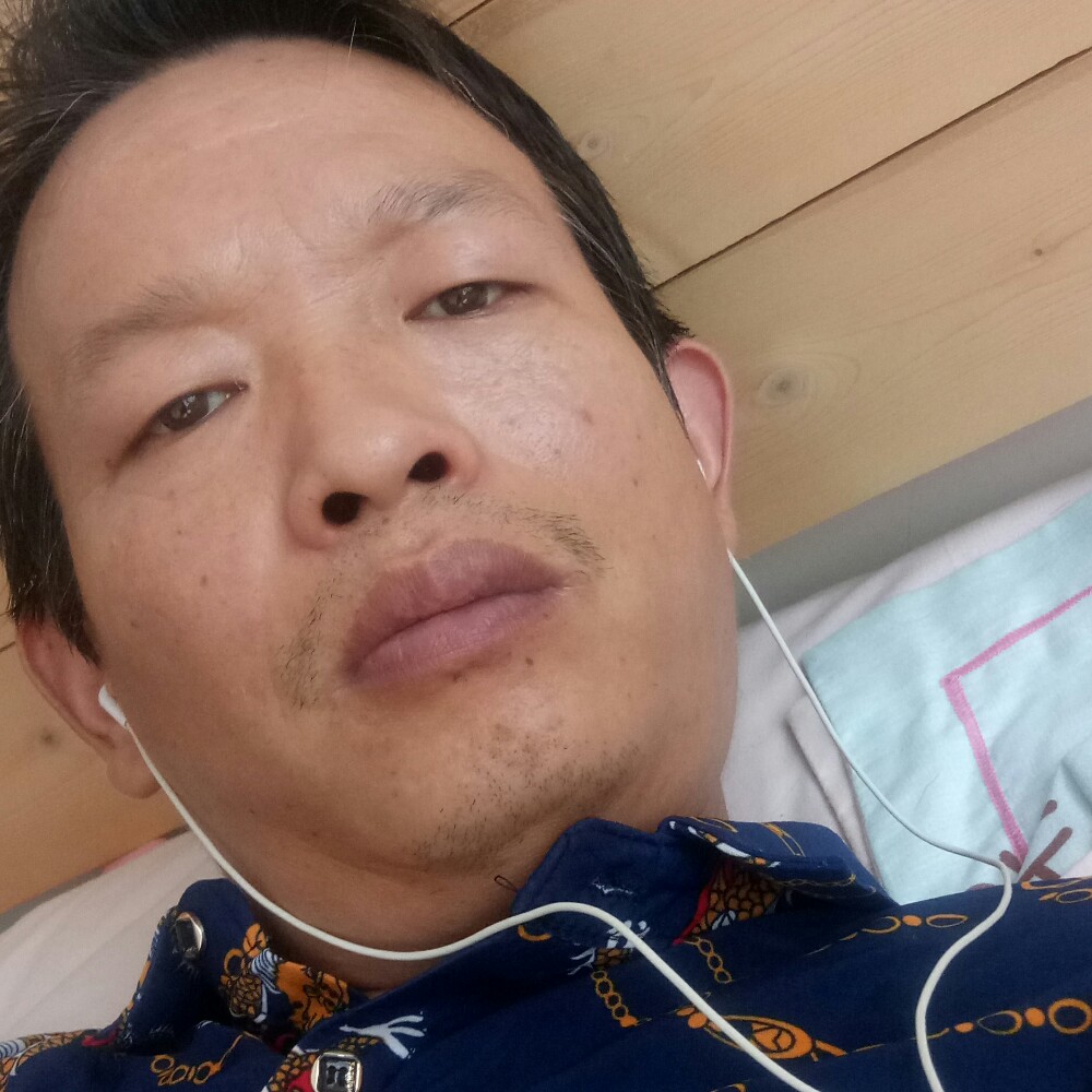 黑米说亲爱的的照片