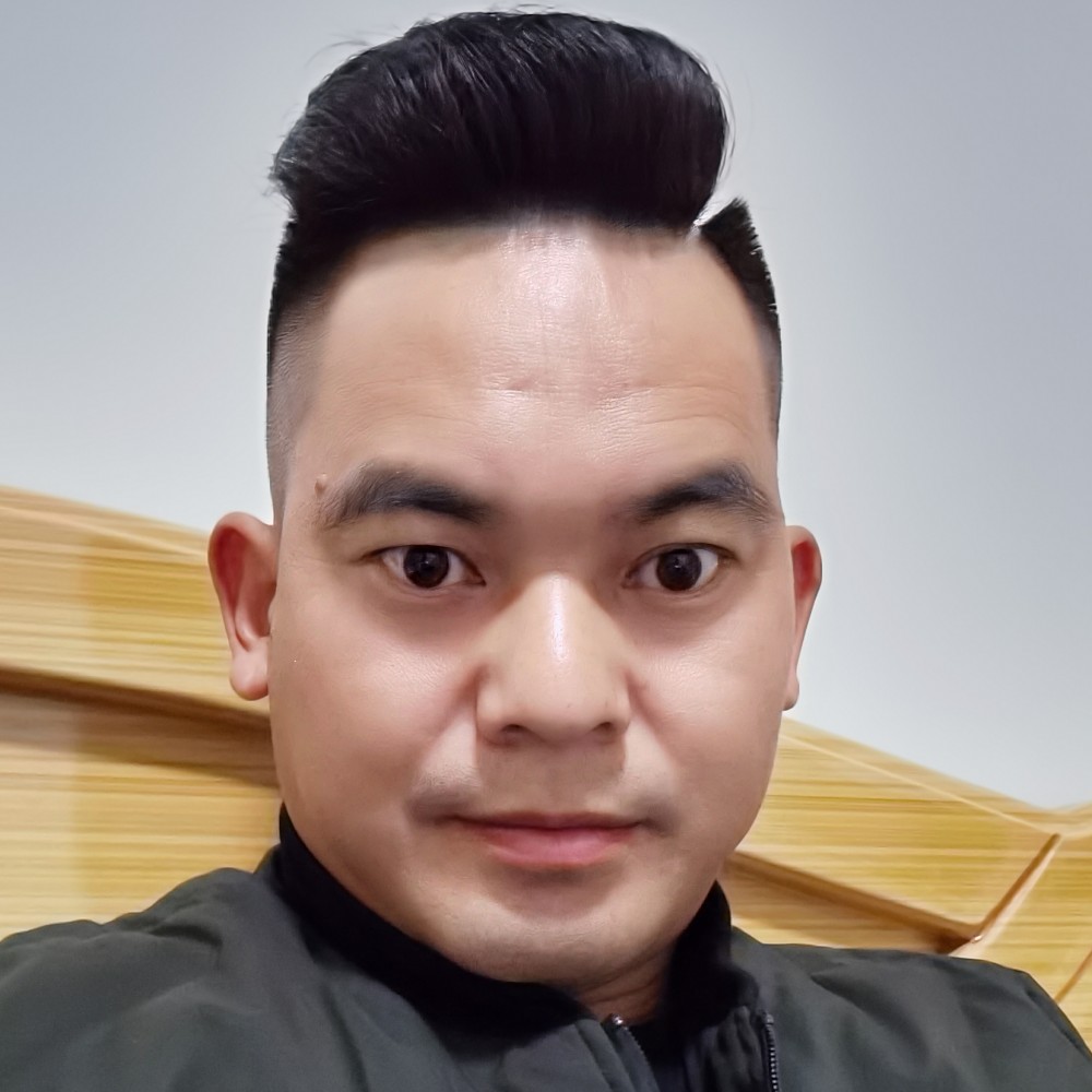 斯文苦恋秀发的照片