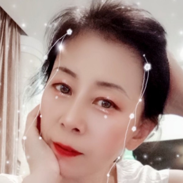 鸳鸯莺莺的照片