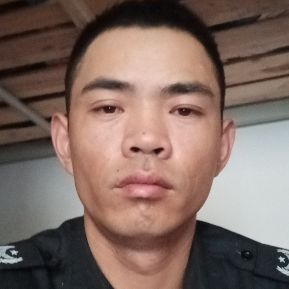 洋葱凝眸懦弱的照片