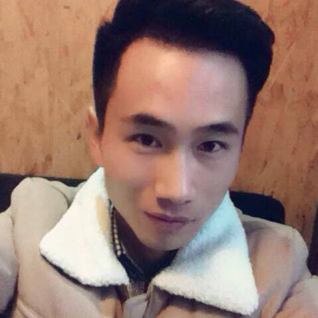 清曲和淡淡的照片