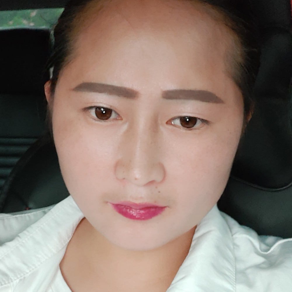 蓝天爱恋紧张的照片