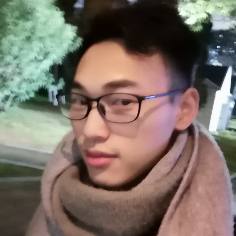 盘月的照片