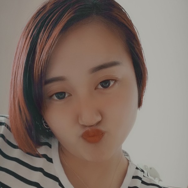 妖娆青栀的照片