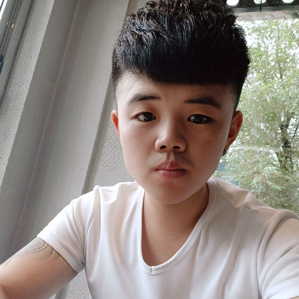 张恒，的照片