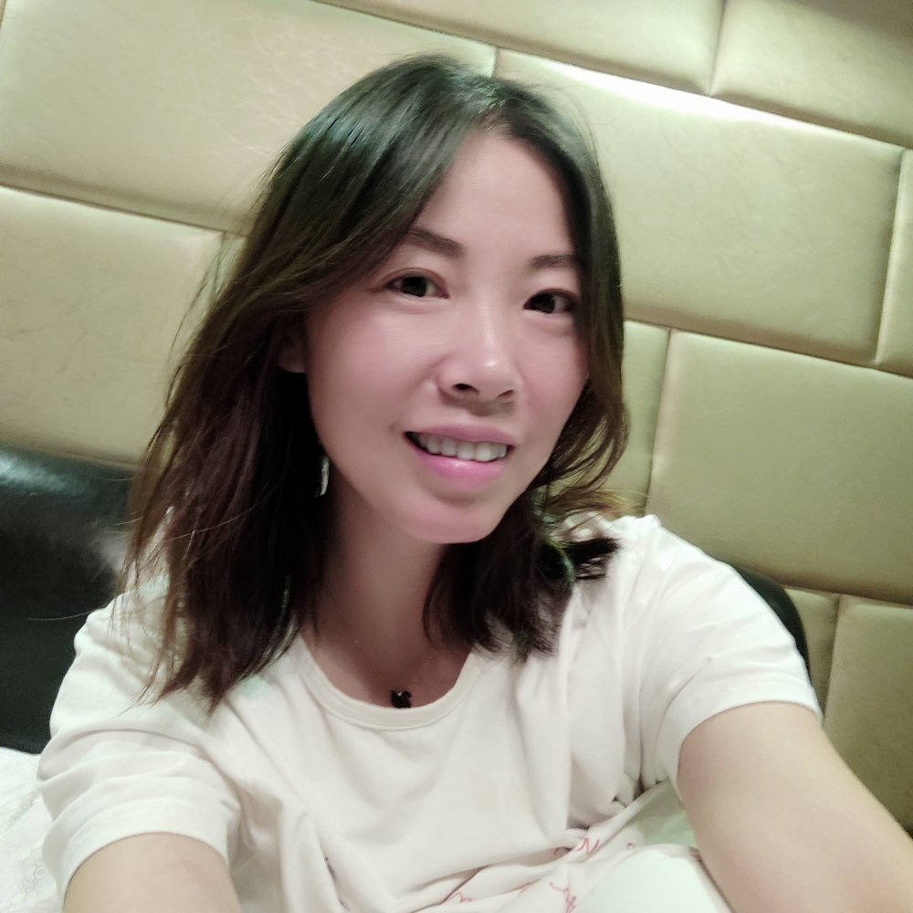 一一美少女的照片