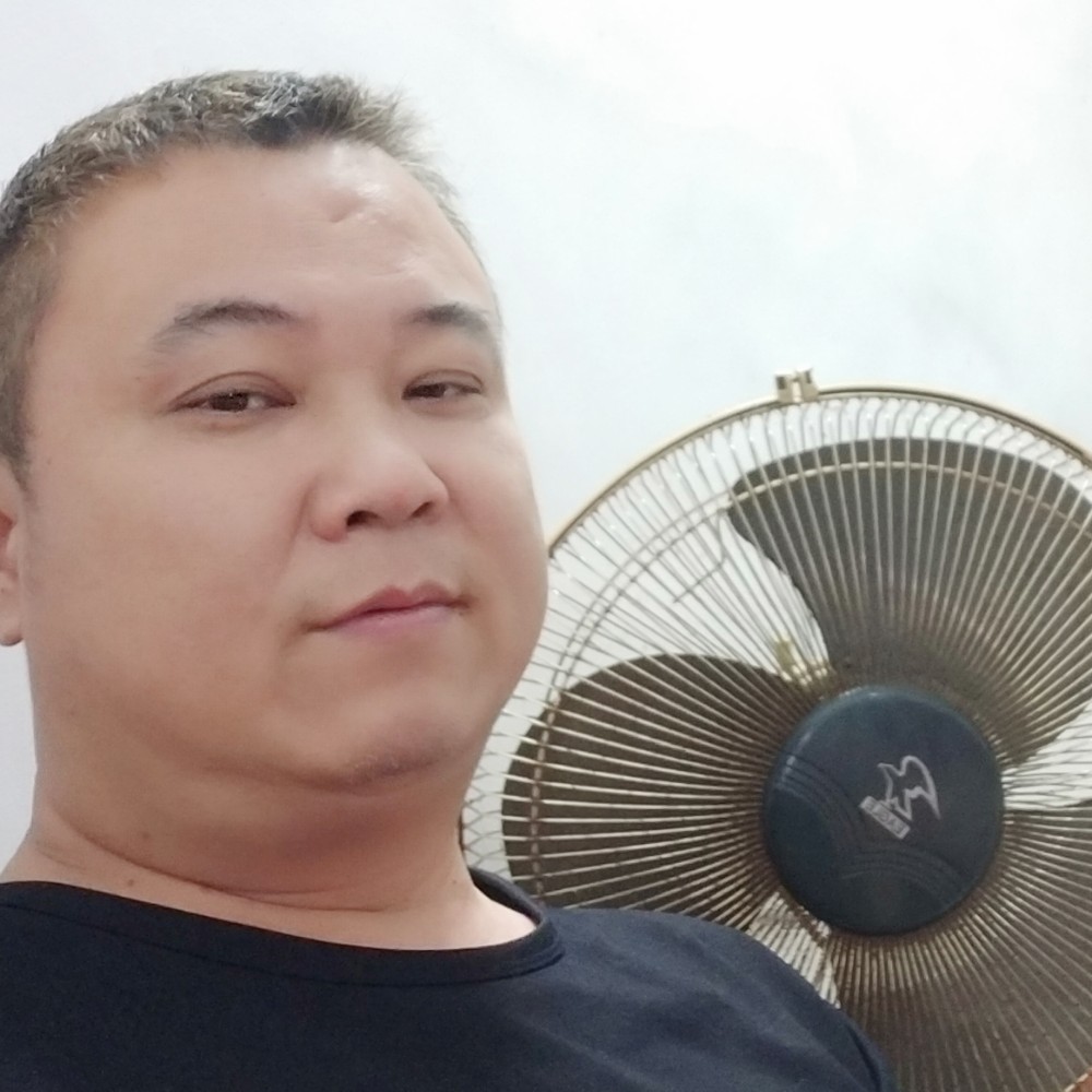 阿鹏哥哥的照片