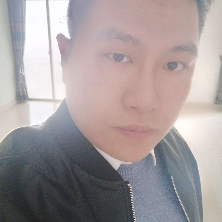 淡定吃醋鸵鸟的照片
