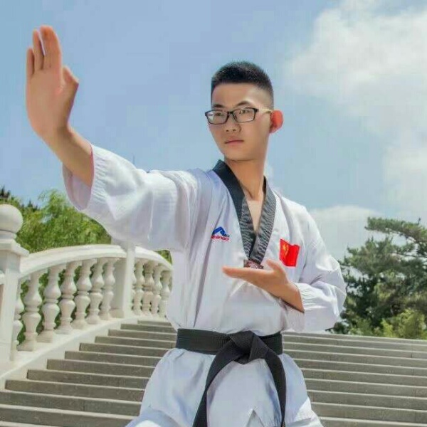 闪闪狼的照片