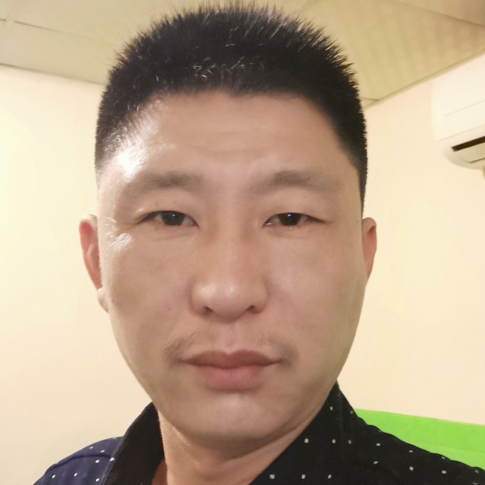 张天翼的照片