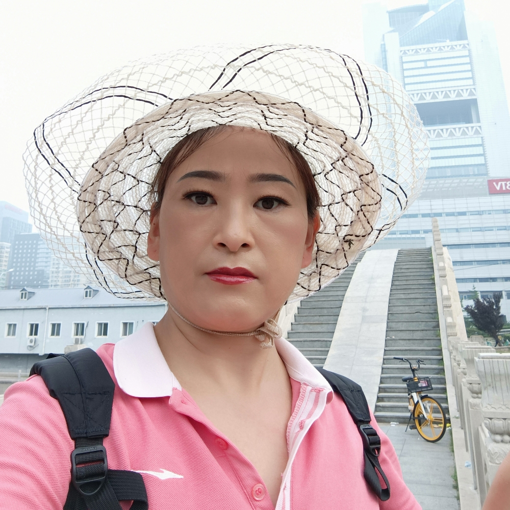 芳妮子的照片