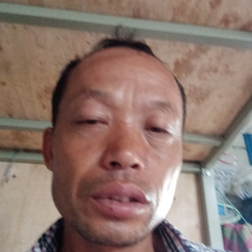 笑靥吃醋温婉的照片