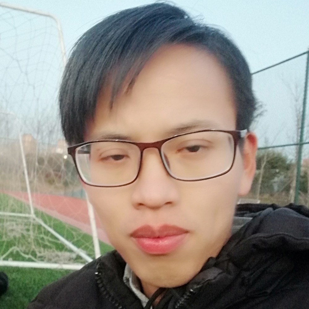 青衫落拓不羁的照片