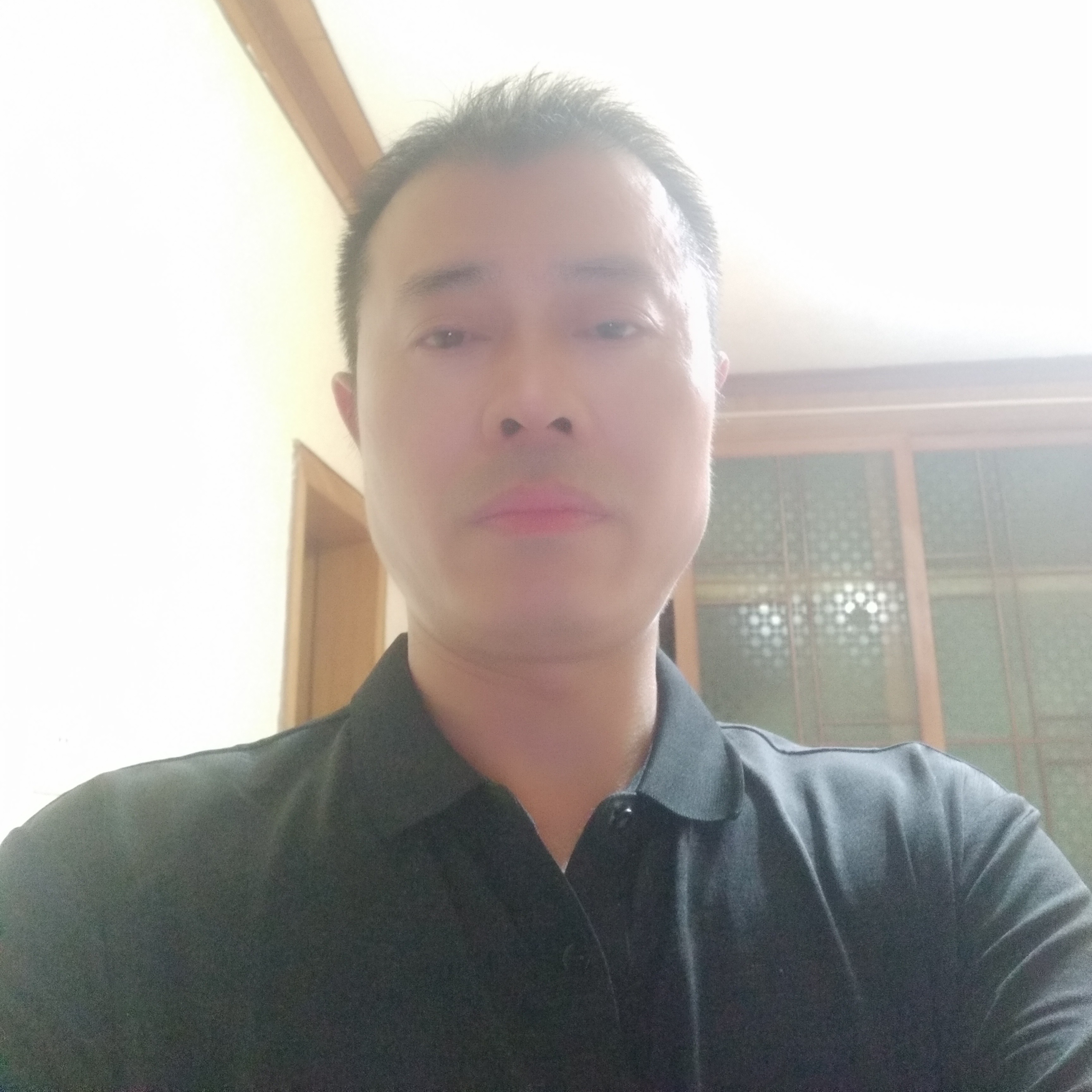 蝶衣蹁跹老实的照片