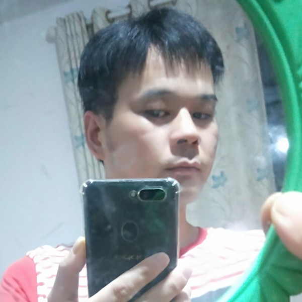 叶鸿影的照片