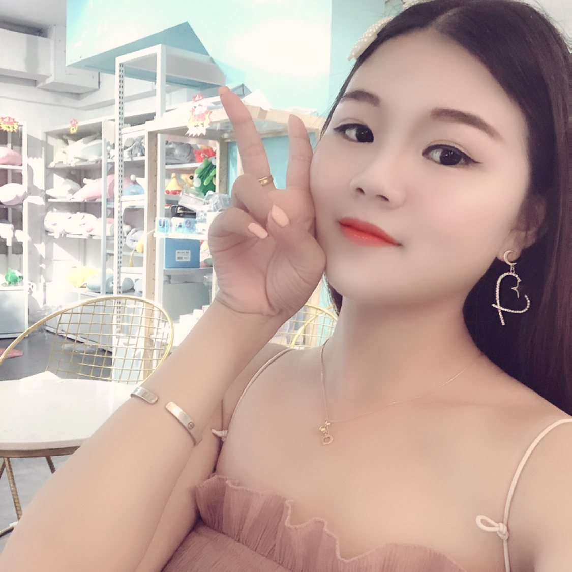 壮观拿月亮的照片