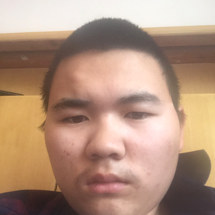 何宇宏的照片