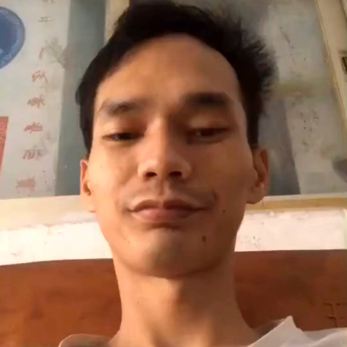 无声无耳聋哑的照片