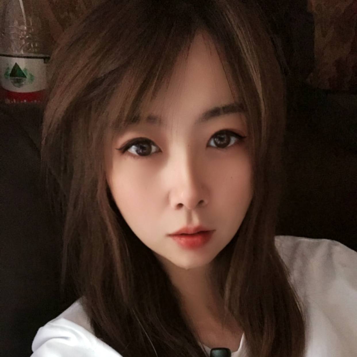 慈祥踢春媱的照片