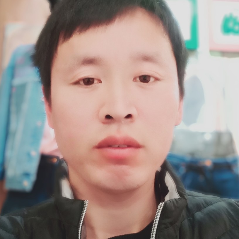 陶醉小蝴蝶的照片