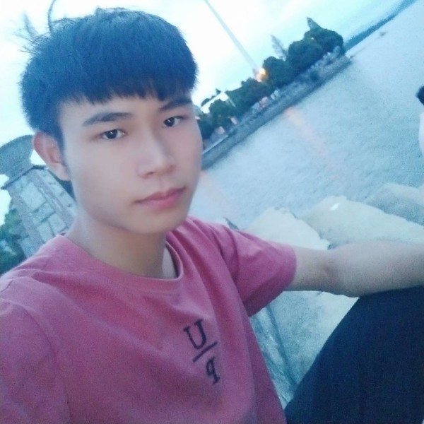 饱满浅吻蜗牛的照片