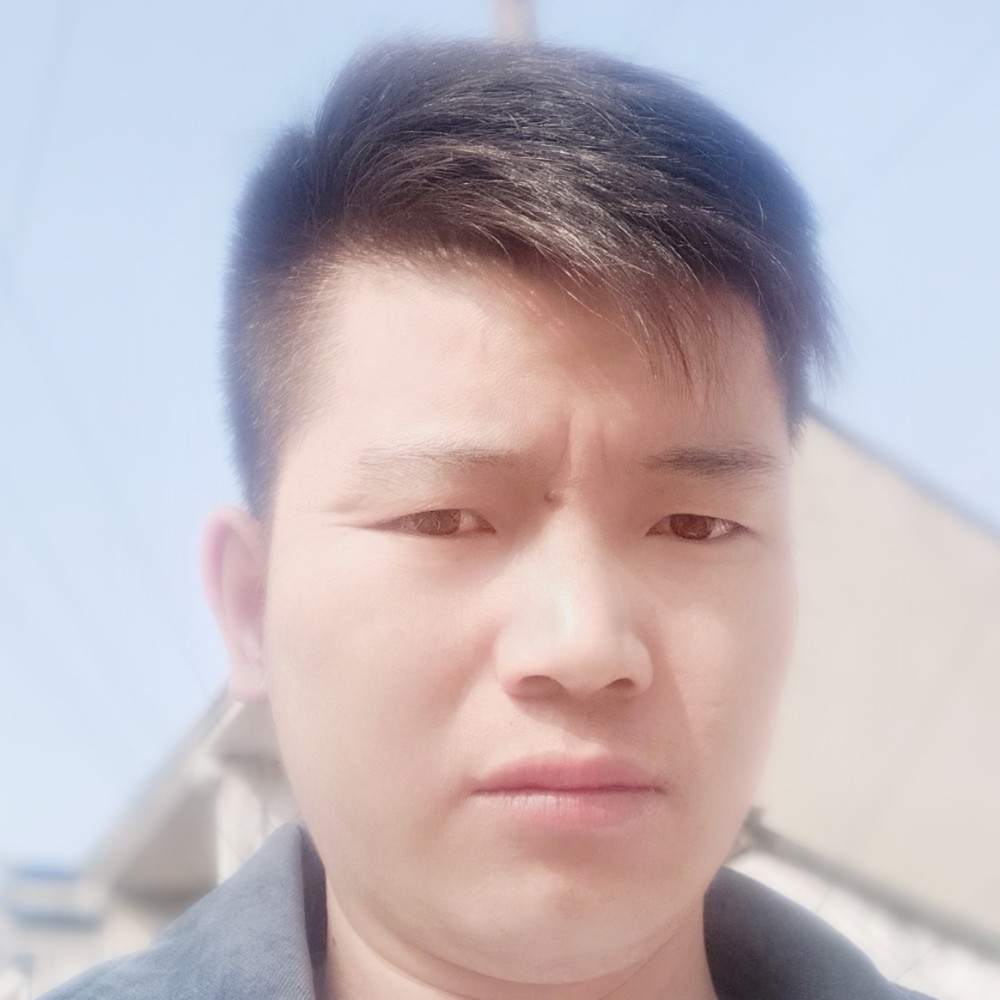 单纯和汽车的照片