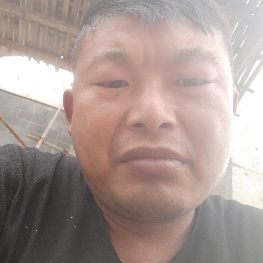 镜子笑温柔的照片