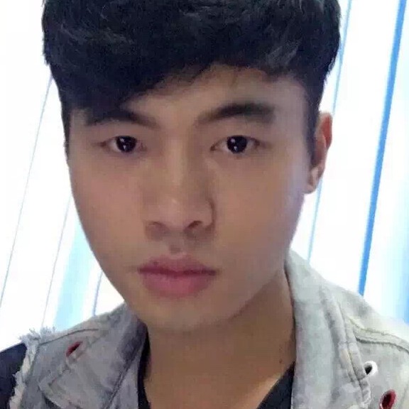 超俊的照片