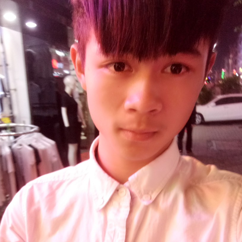 吖濠濠的照片