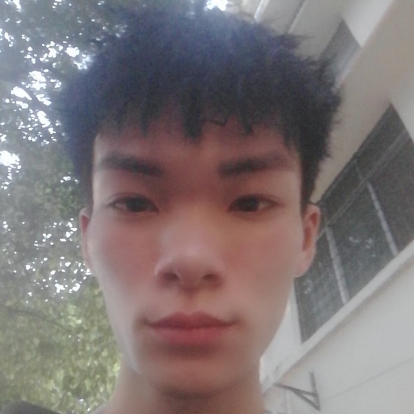 g%ggvhhh的照片