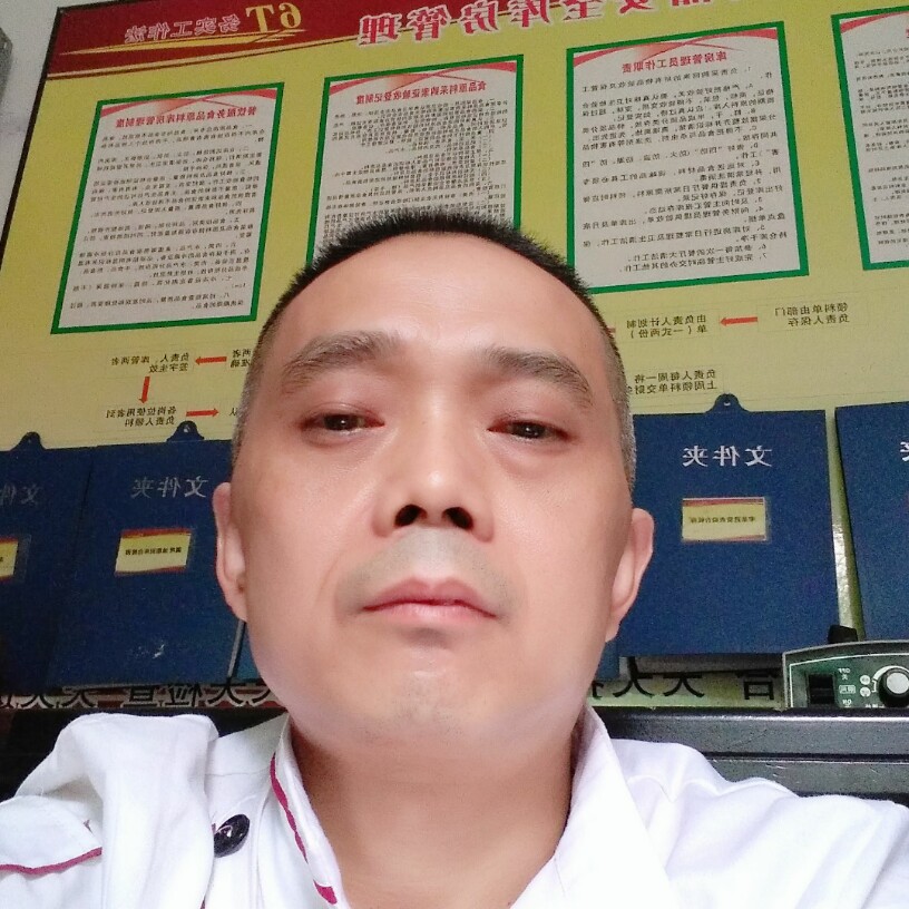 黄柏菱的照片