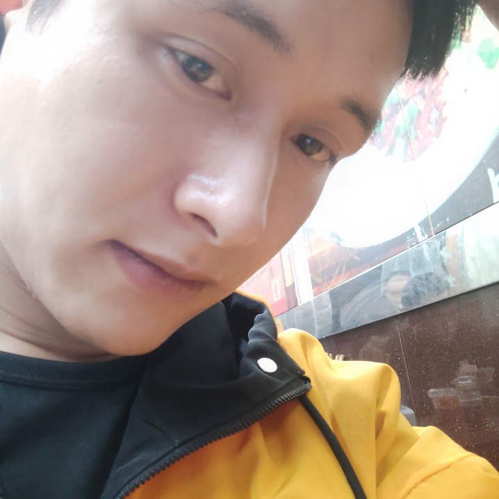 眼睛独寂的照片