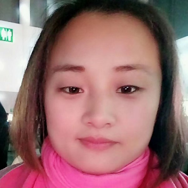 鲤鱼水蜜桃的照片