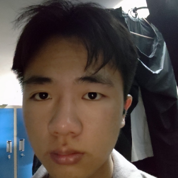 挽一轮明月的照片