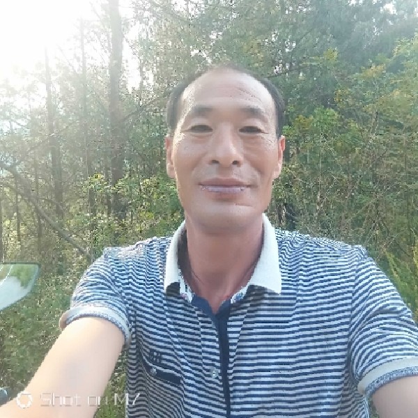 久伴一生，有人的照片
