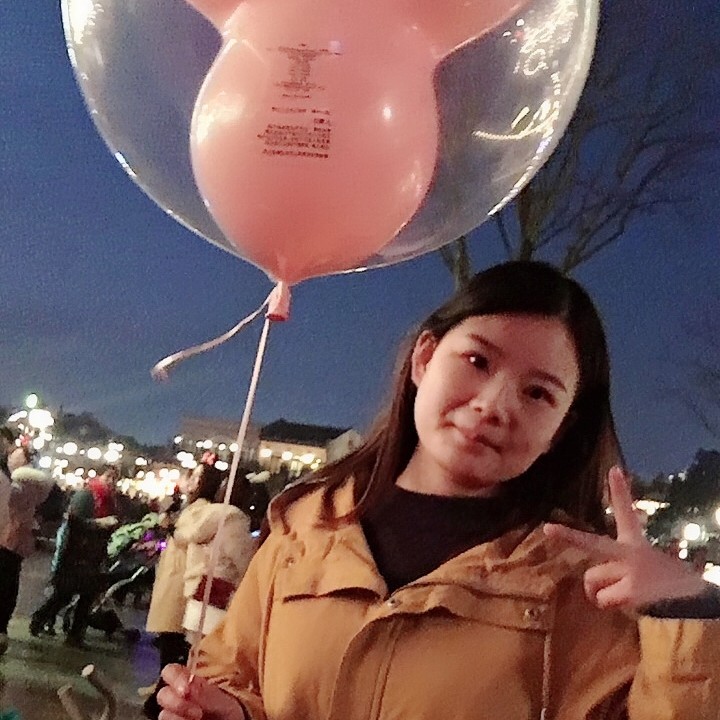 张敏2102的照片